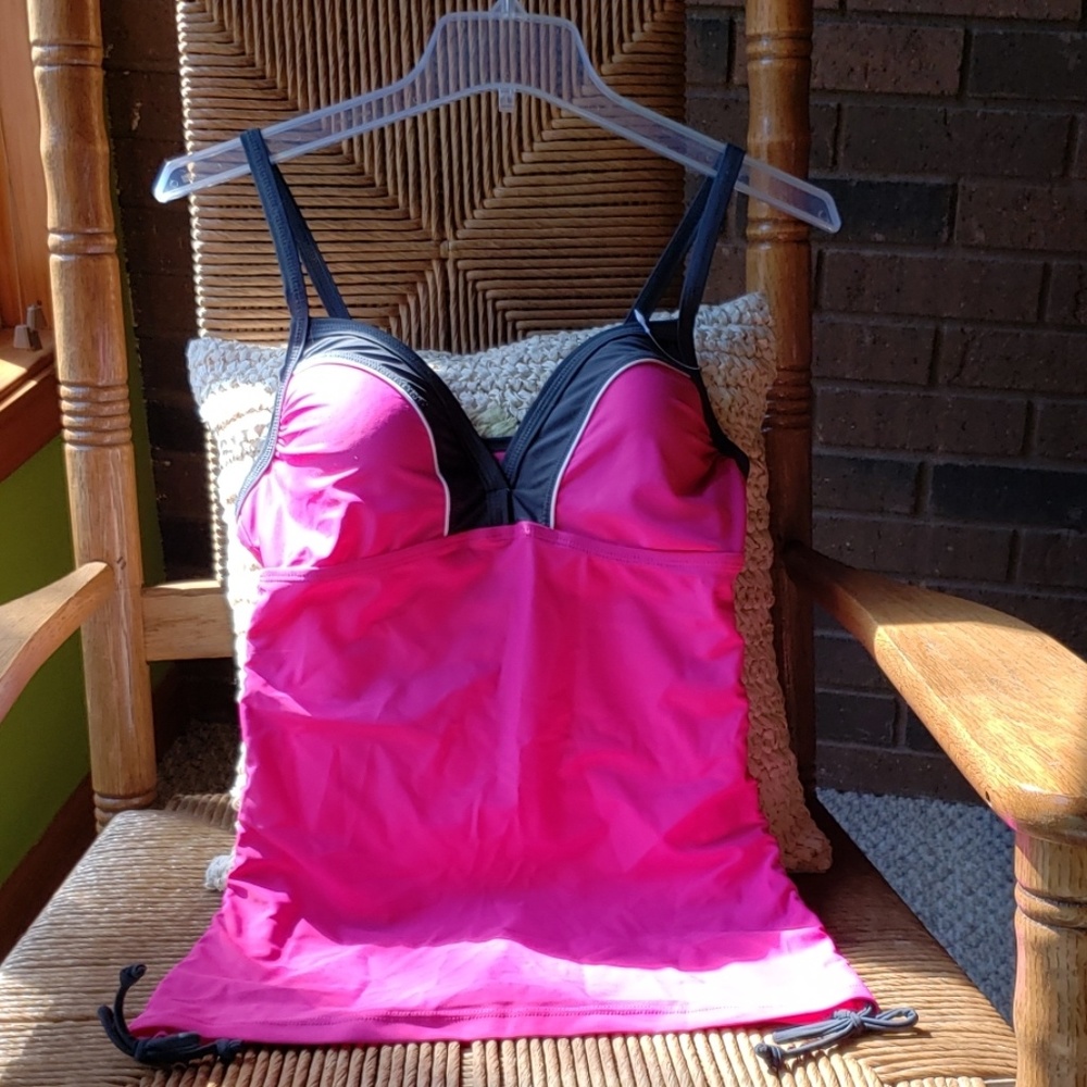 Free Country tankini top, size S 4/6